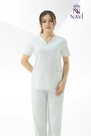Bộ scrubs nữ cổ tim màu trắng chuẩn y tế, đẹp NAVI