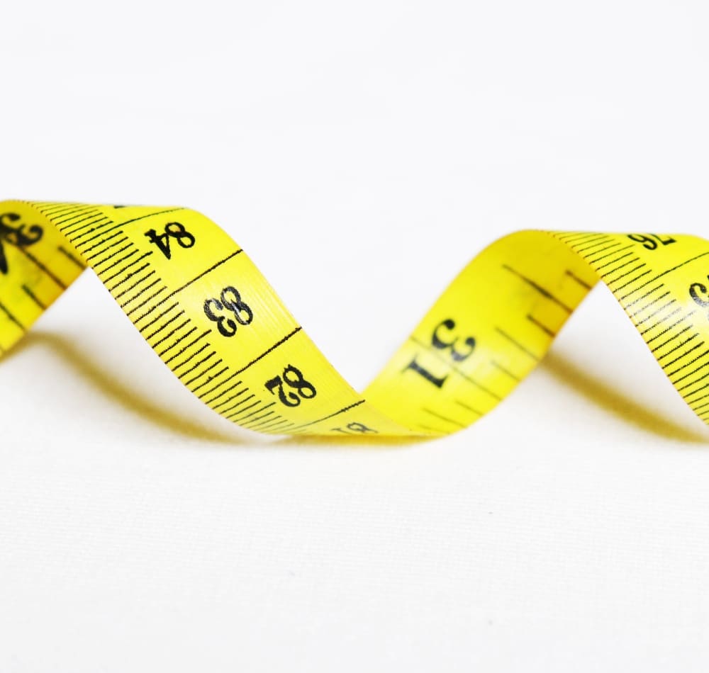 Size đồng phục y tế nên được may đo theo để đảm bảo sự thoải mái