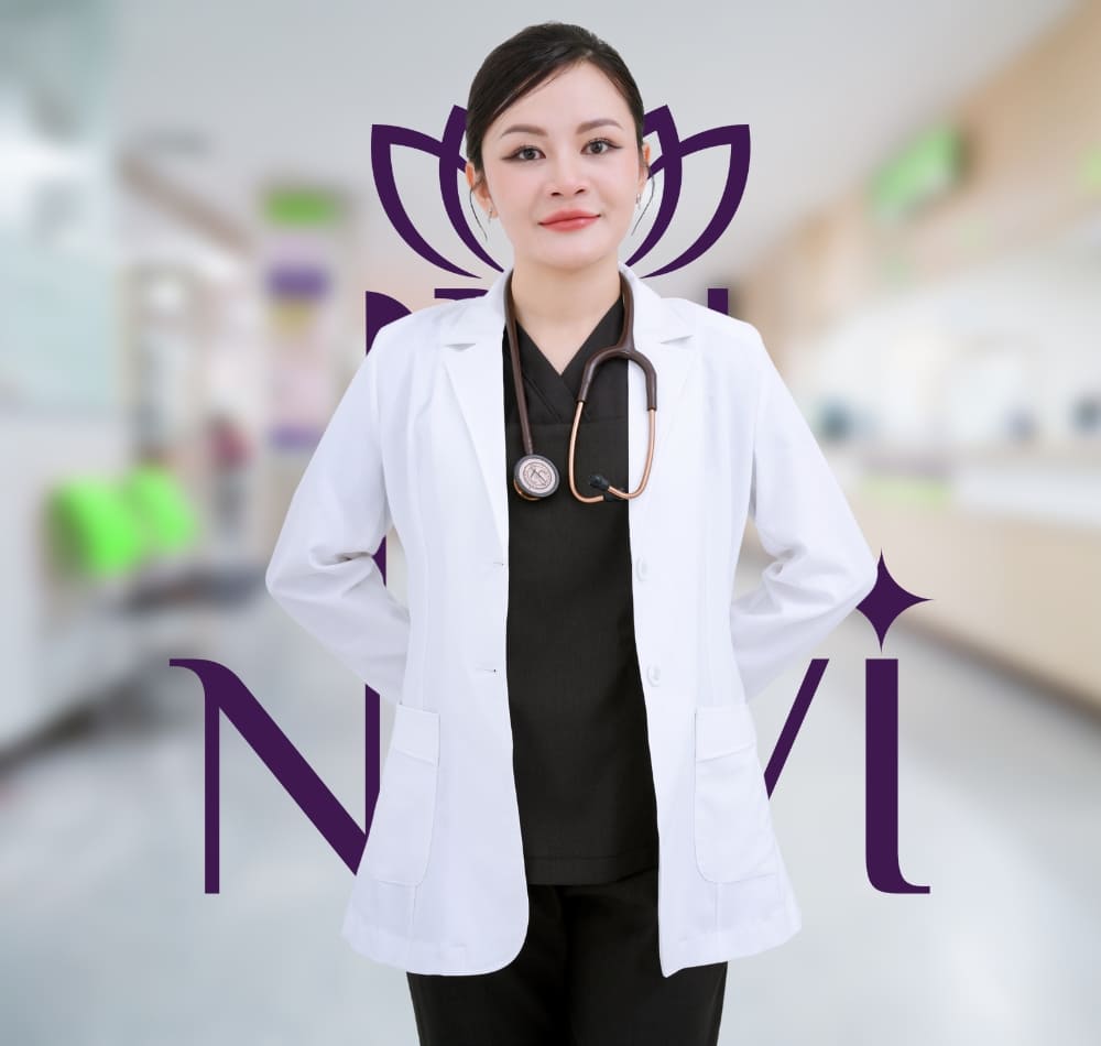 Áo blouse bác sĩ nữ tại NAVI được may đo tỉ mỉ