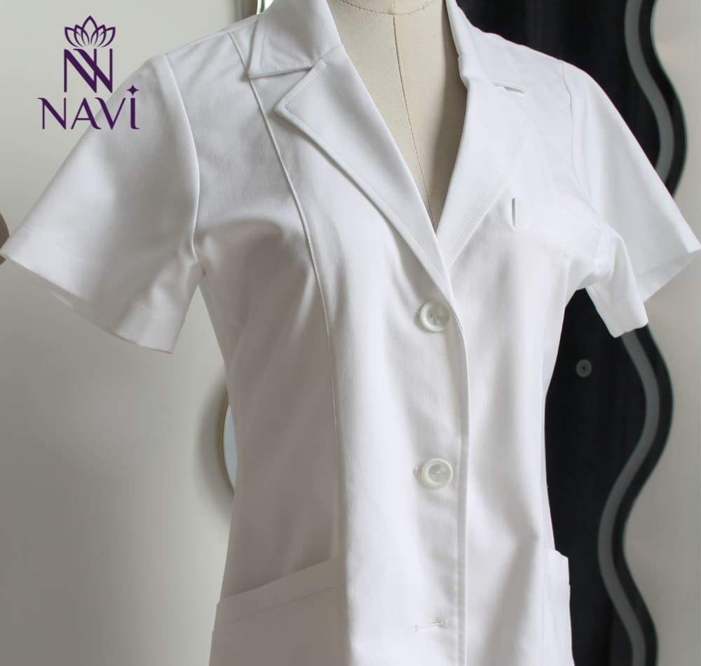 Áo blouse nữ tay ngắn là lựa chọn phù hợp cho người yêu thích sự thoải mái
