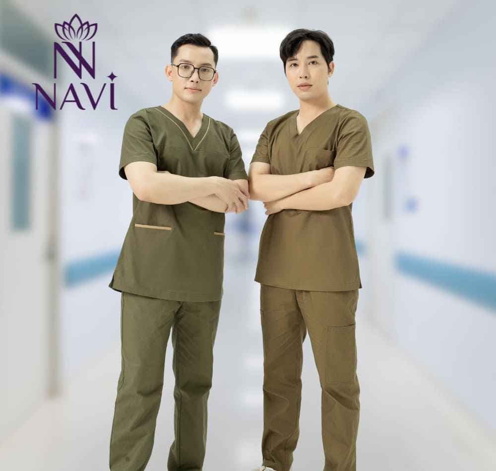 Bộ scrubs nam được thiết kế theo chuẩn quy định nhưng vẫn đảm bảo yếu tố thẩm mỹ