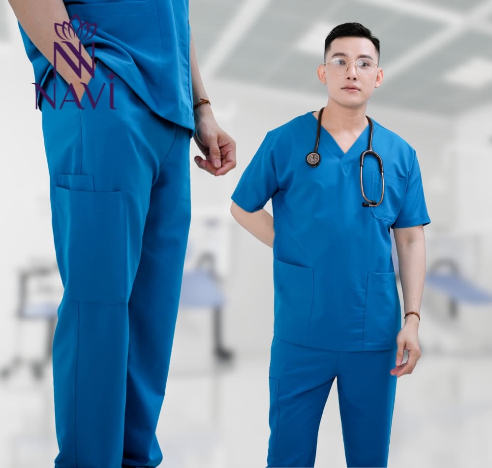 Bộ scrubs nha khoa có nhiều túi giúp hỗ trợ công việc