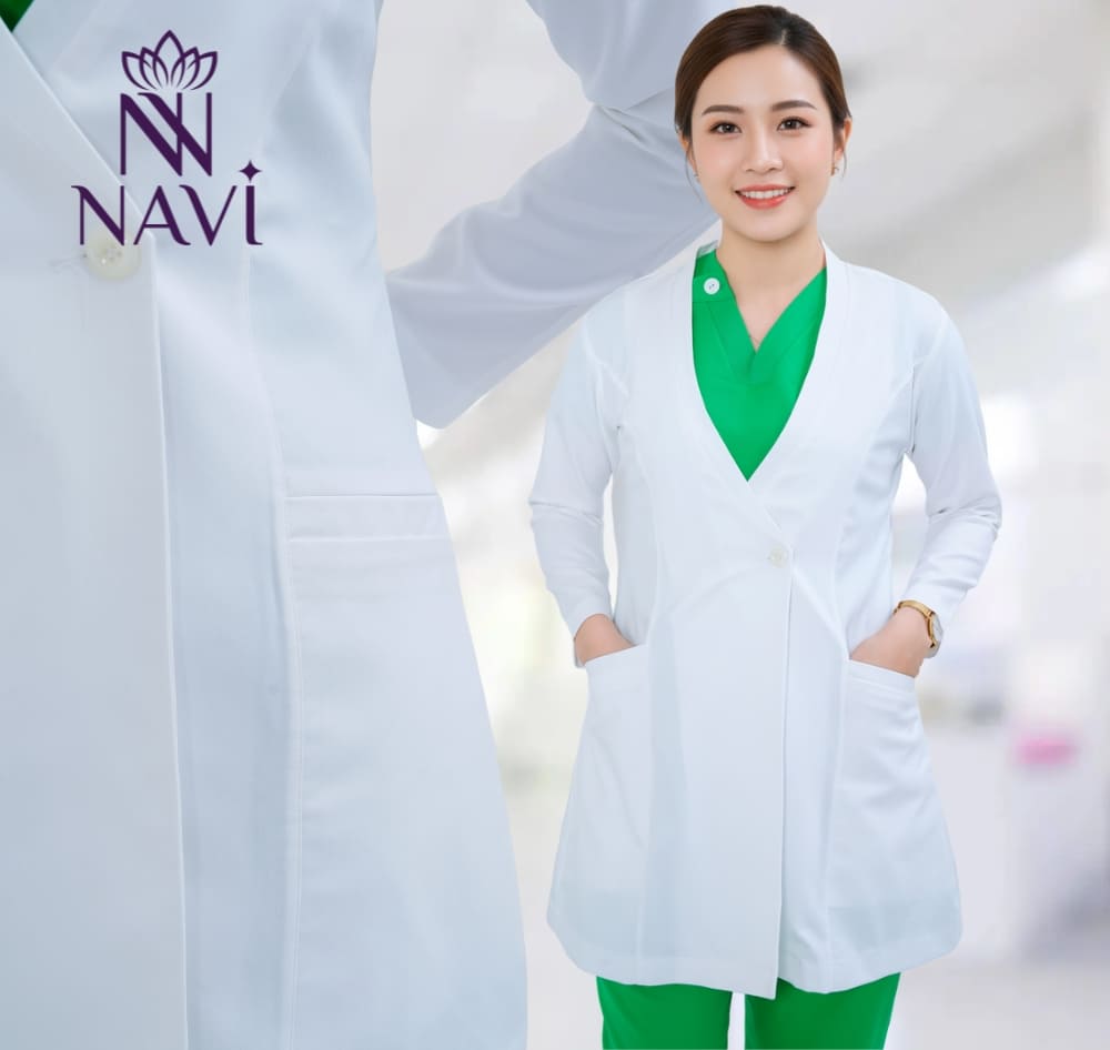 Dáng blouse nha sĩ đôi khi được biến tấu dựa theo yêu cầu riêng