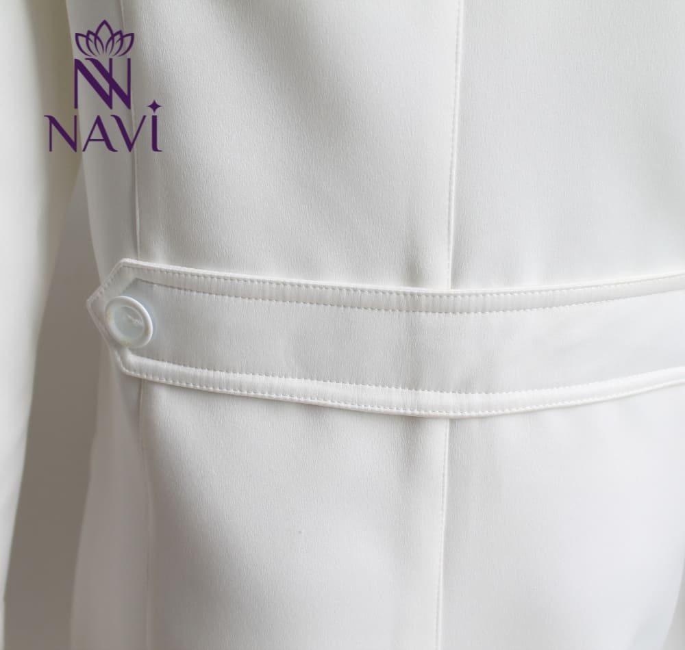 Nên tham khảo bảng size của đơn vị cung cấp để chọn đúng theo dáng người