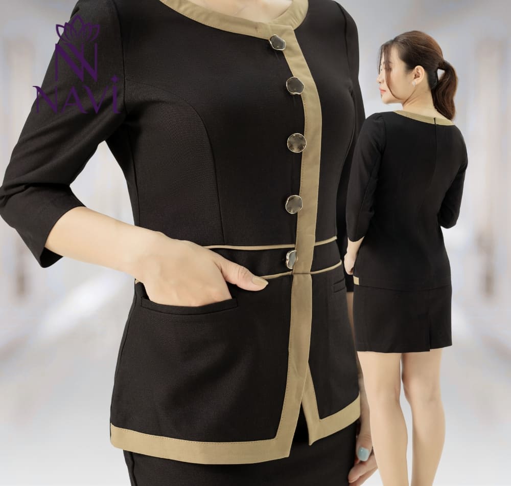 Nên may mẫu trước 1 bộ để đánh giá tổng quan chất lượng bộ đồng phục