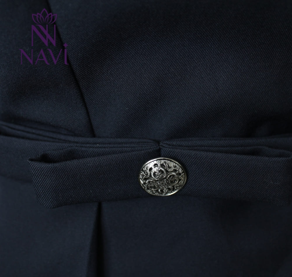 Liên hệ đơn vị đặt may để được tư vấn chi tiết theo nhu cầu