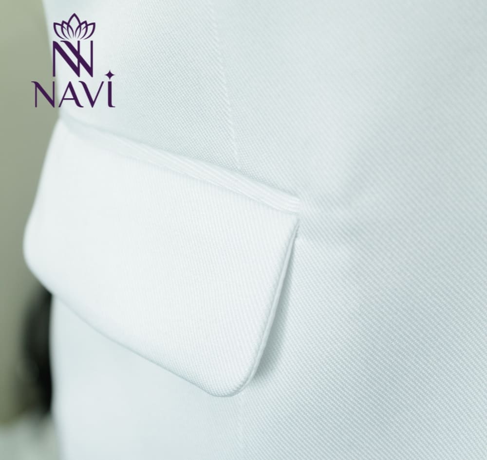 Tuy là chi tiết nhỏ nhưng túi áo sẽ góp phần hoàn thiện sự chỉn chu của bộ đồ